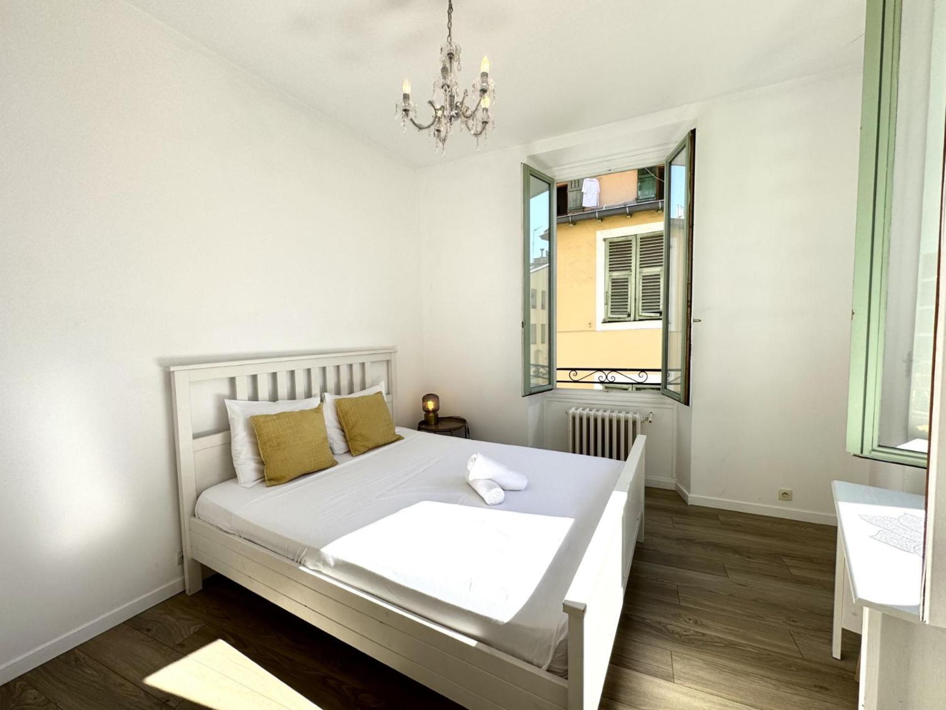 Cc Ot L Atelier Du Collet Old Town Promenade Des *
